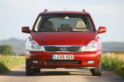 kia-carnival-2011-4