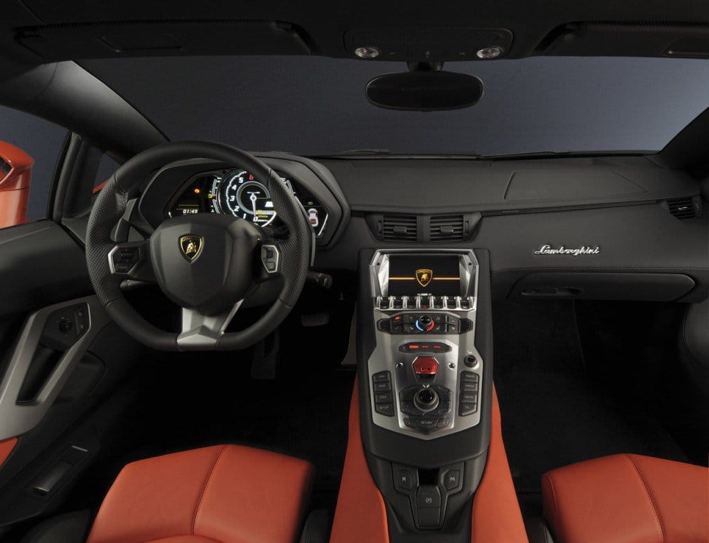 lamborghini-aventador-lp700-5-oficial-dm-6