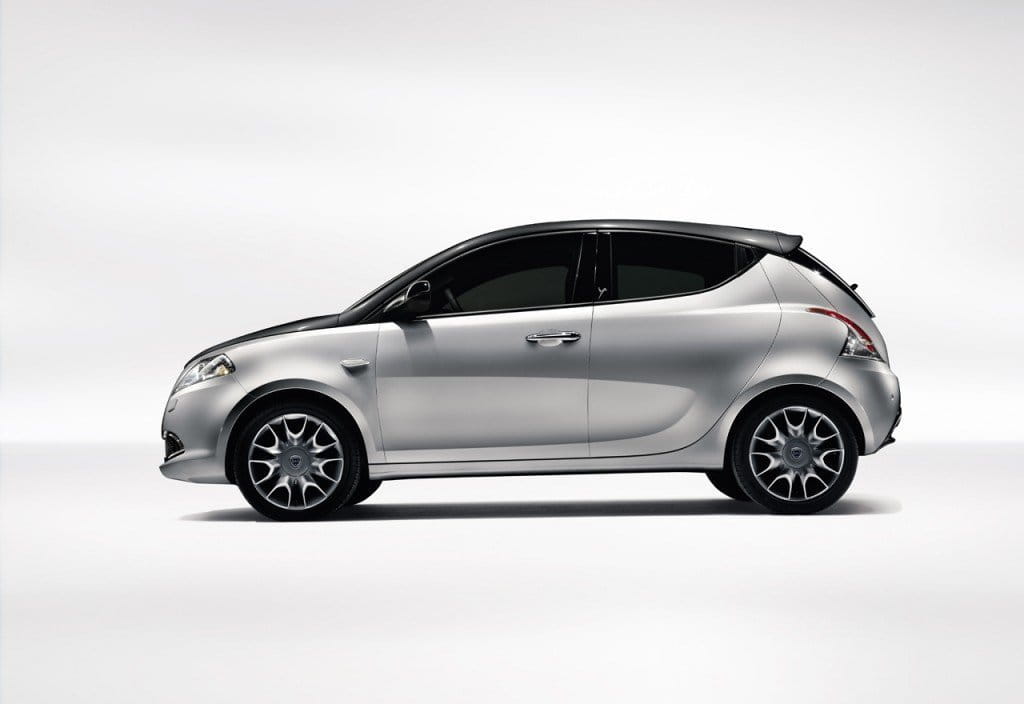 lancia-ypsilon-2011-2-1024x704.jpg