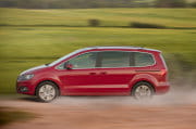 seat-alhambra-4-2012-17