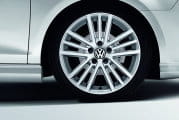 Zubehoer fuer den erneuten Testsieger Volkswagen Golf
