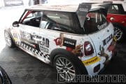 MINI_Challenge_2011_circuito_Jarama_03