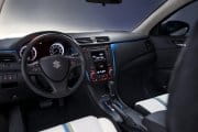 suzuki-kizashi-ecocharge-16