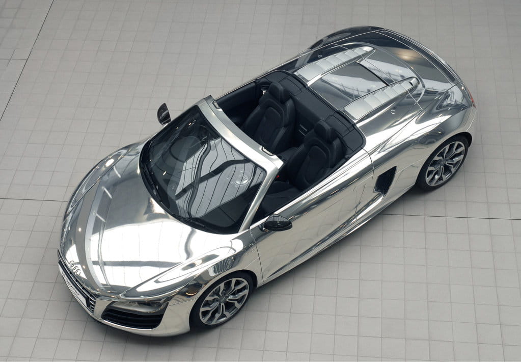 Audi R8 V10 Spyder Chrome Edition (ver imagen original)
