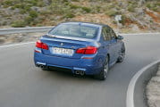 BMW M5 2011