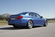 BMW M5 2011