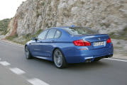 BMW M5 2011