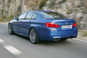 BMW M5 2011