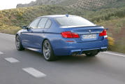 BMW M5 2011