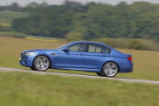 BMW M5 2011