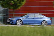 BMW M5 2011