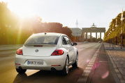 Volkswagen_Beetle_2012_20
