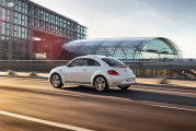Volkswagen_Beetle_2012_21