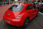 Volkswagen_New_Beetle_2012-036