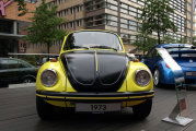 Volkswagen_New_Beetle_2012-043