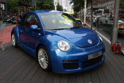 Volkswagen_New_Beetle_2012-045