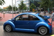 Volkswagen_New_Beetle_2012-049