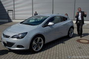 Presentación del Opel Astra GTC en Rüsselsheim