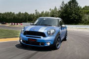 romeo-ferraris-mini-countryman-11