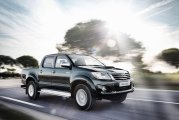 toyota-hilux-2012-1
