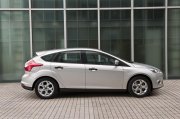 ford-focus-studio-uk-2