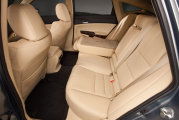 honda-crosstour-2012-23