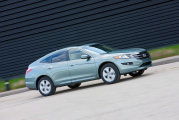 honda-crosstour-2012-8