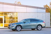 honda-crosstour-2012-9
