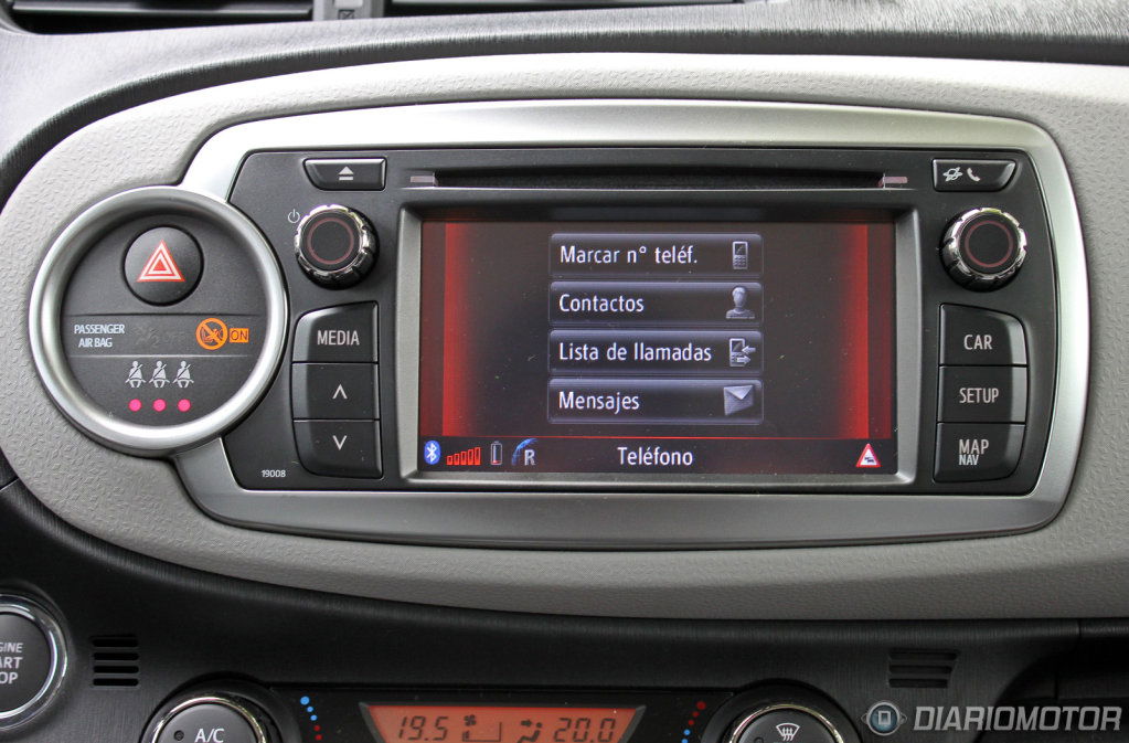 presentacion-toyota-yaris-dm-50