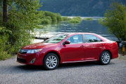toyota-camry-2012-12