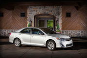toyota-camry-2012-7