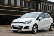 kia-rio-presentacion-dm-7