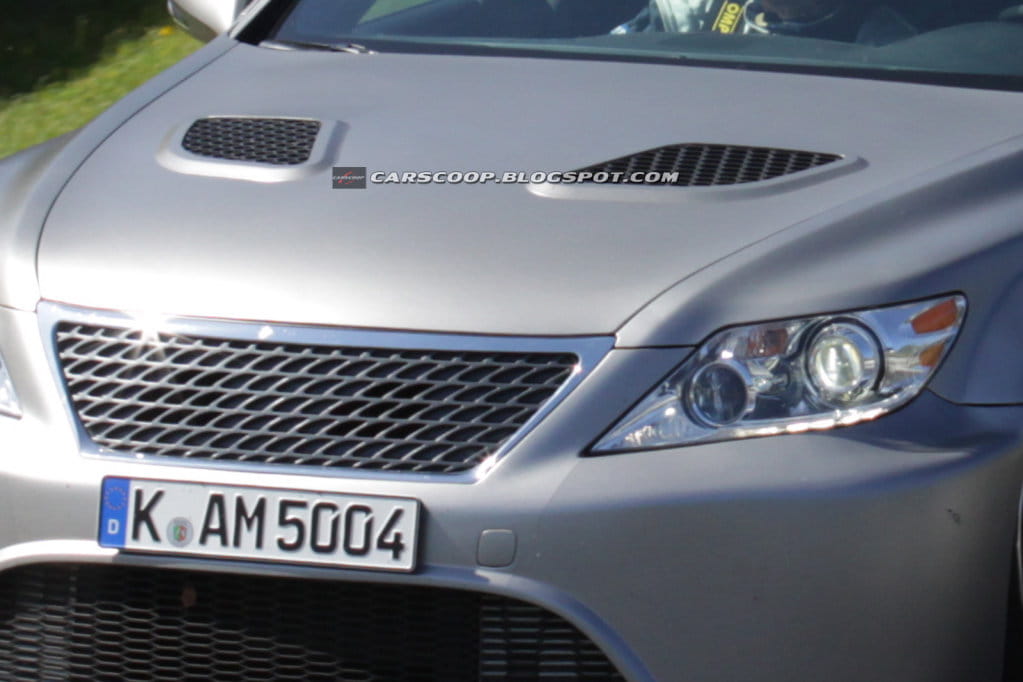 lexus-ls-espia-nurburgring-5