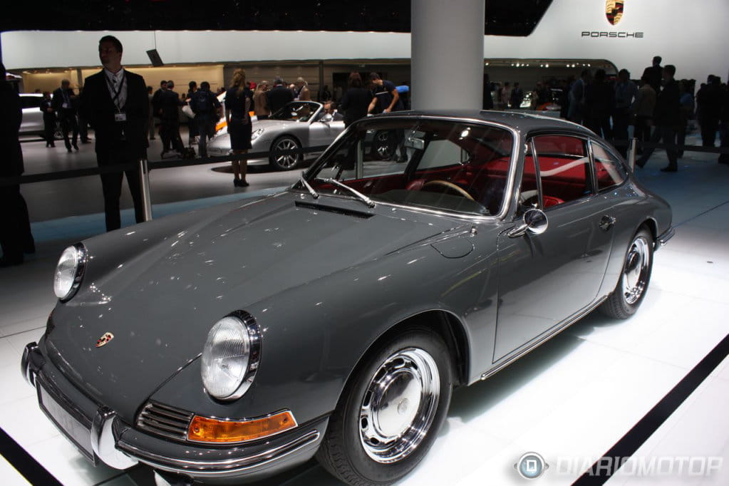 honda civic starsky und hutch fusca hoodride variossalonfrankfurt20111