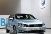 volkswagen-passat-bluemotion-2-2011-1