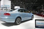 volkswagen-passat-bluemotion-2-2011-3