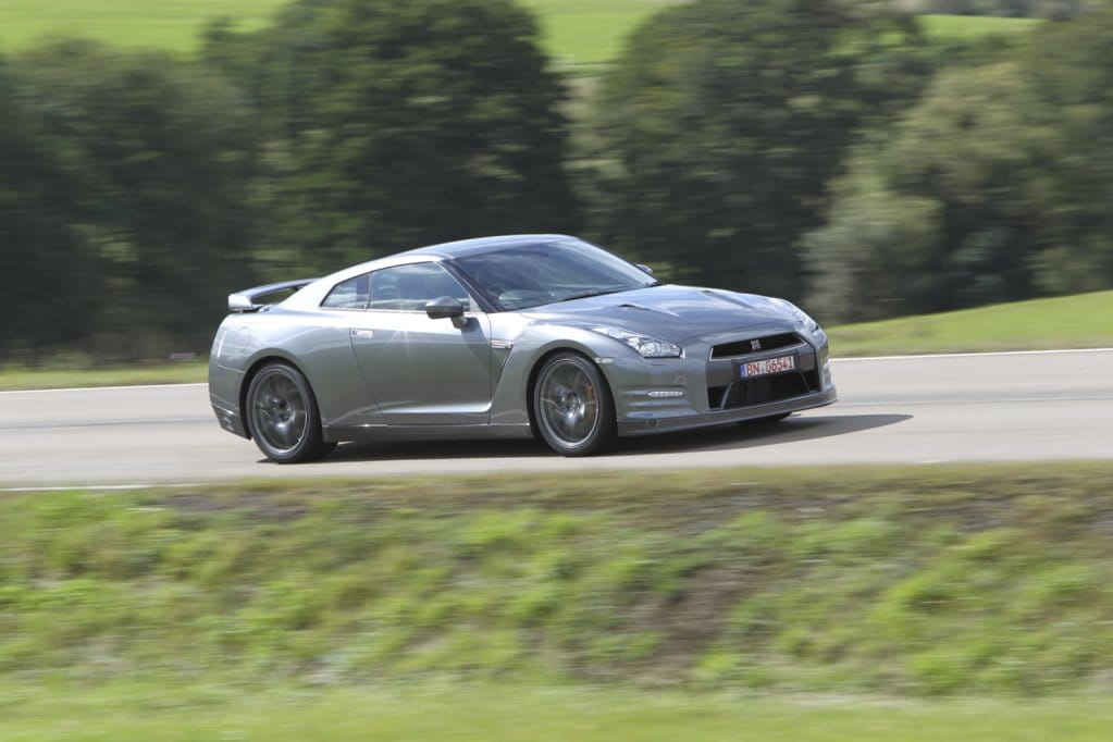 Nissan gtr godzilla 2012 #2