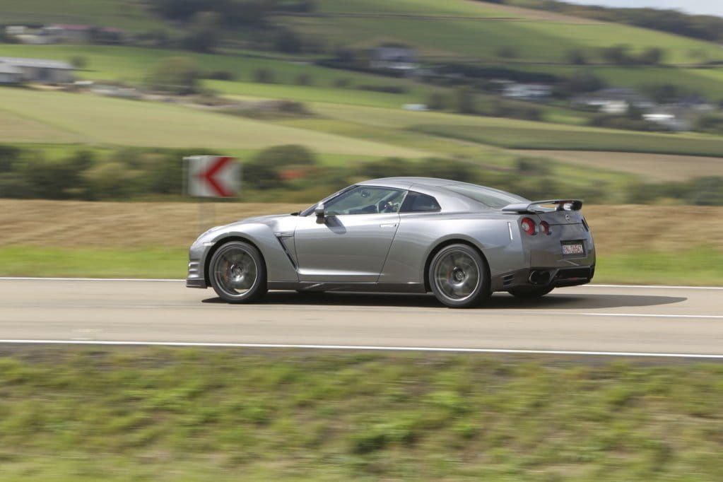 Nissan gtr godzilla 2012 #5