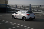 Opel Astra GTC 2012 por Steinmetz