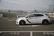 Opel Astra GTC 2012 por Steinmetz