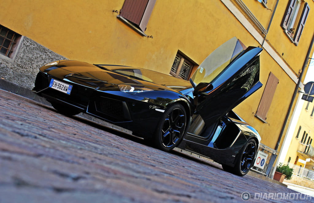 lamborghini_aventador_15