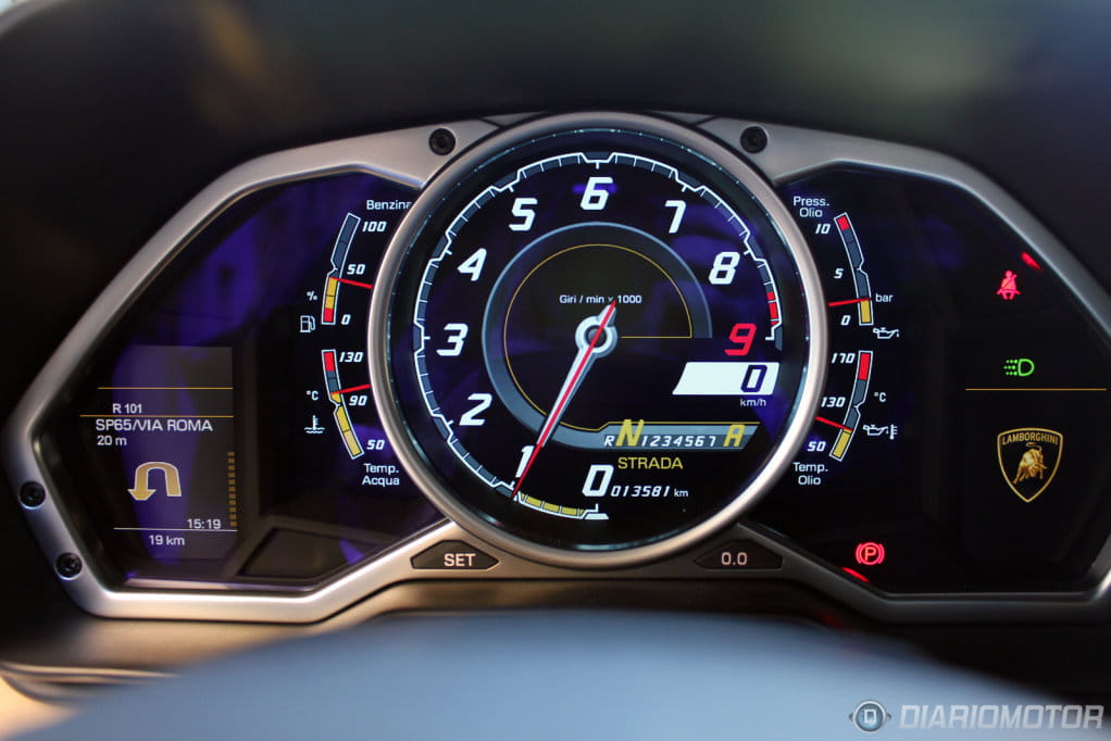 lamborghini_aventador_22