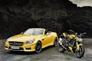 Mercedes SLK 55 AMG y Ducati Streetfighter 848
