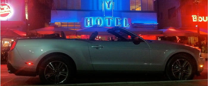 Foto de Ford Mustang: conduciendo por Miami y el sur de Florida