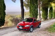 fiat-strada-2012-italia-05