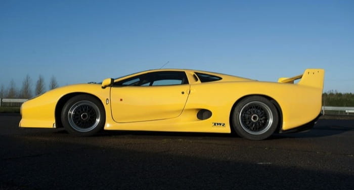 Jaguar XJ220