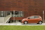 toyota-aygo-2012-06
