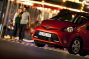 toyota-aygo-2012-07