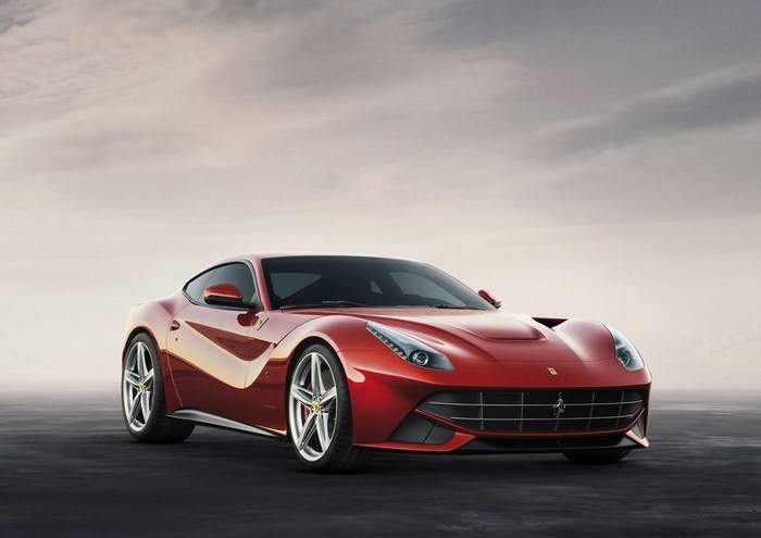 http://www.diariomotor.com/imagenes/2012/02/posts/Ferrari%20F12%20Berlinetta%207%20700.jpg