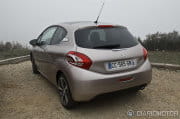 peugeot-208-cascais-02